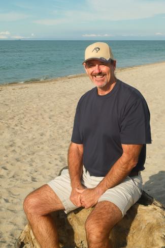 RB pic profile beach website